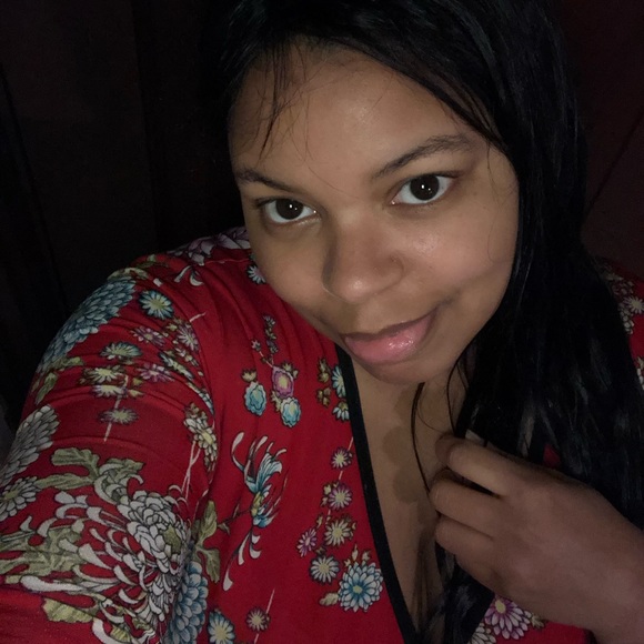 Meet your Posher, Mel - Picture 6 of 6